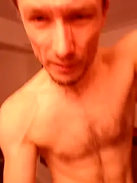 Snapshot of Wilsonn86 chatting on October 28, 2025, 6:28 am Wilsonn86 online show from October 28, 2025, 6:28 am