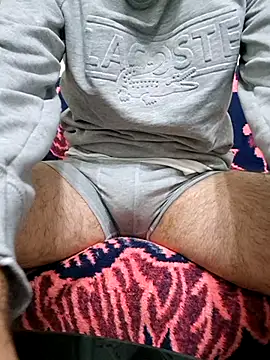 esmerkralkobra online show from November 16, 2025, 3:17 pm