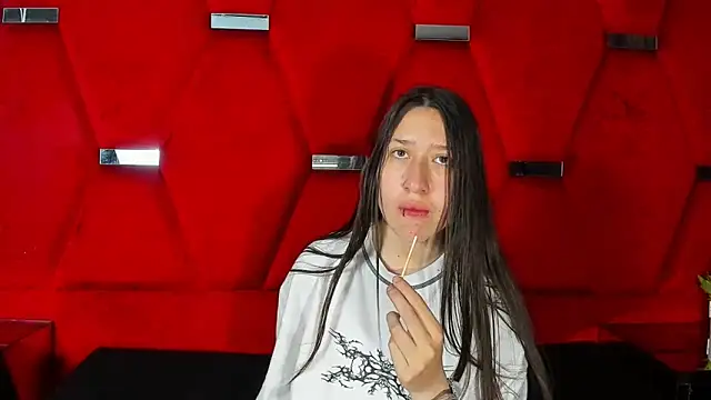 venusmorgan online show from October 11, 2025, 4:27 pm