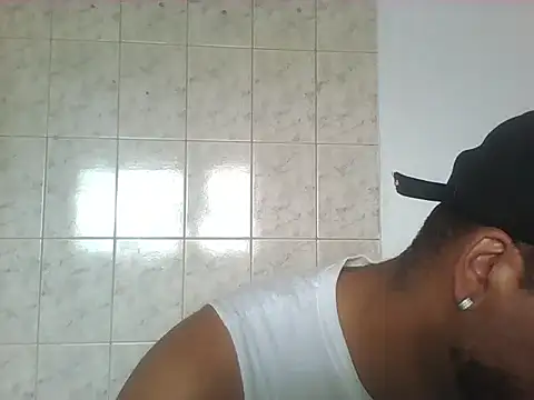 Snapshot of OliveiraSeven chatting on May 9, 2026, 2:00 pm OliveiraSeven online show from May 9, 2026, 2:00 pm