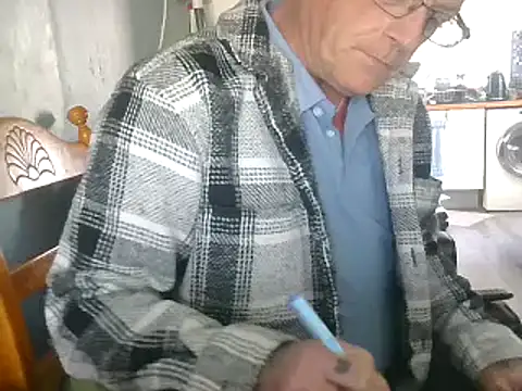 hefin18 online show from February 4, 2025, 2:43 pm