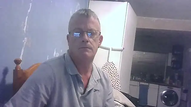 hefin18 online show from October 9, 2025, 9:57 pm