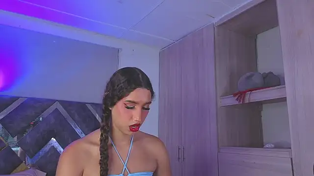 candice777 online show from April 11, 2026, 2:38 am