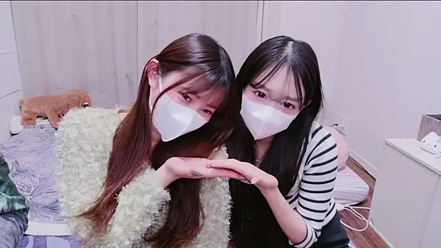 Snapshot of MOEMOE-Q chatting on March 5, 2026, 3:30 pm MOEMOE-Q online show from March 5, 2026, 3:30 pm