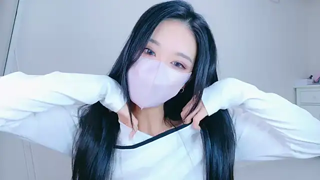 ramuchan desu online show from November 9, 2025, 1:37 am