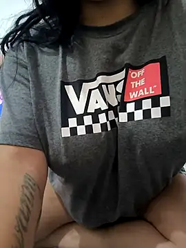 jojo surfistinha89 online show from September 28, 2025, 4:23 pm