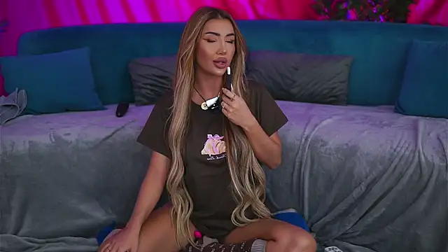 ZennySings online show from October 9, 2025, 1:31 pm