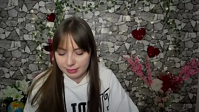 Amanda Bright  online show from November 20, 2025, 12:49 pm