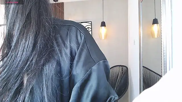 Lia Mar  online show from March 10, 2026, 7:08 pm