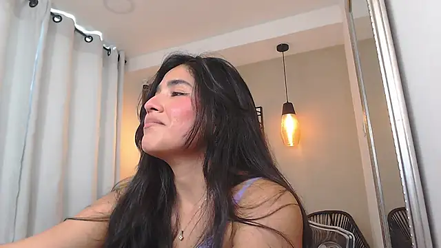 Lia Mar  online show from April 1, 2026, 6:27 pm