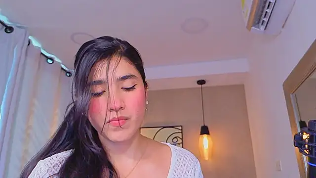 Lia Mar  online show from May 26, 2026, 6:15 pm