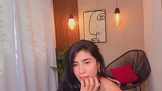 Lia Mar  online show from June 22, 2026, 6:27 pm