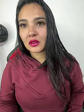 Snapshot of meli__brown chatting on February 14, 2026, 3:58 am meli brown online show from February 14, 2026, 3:58 am