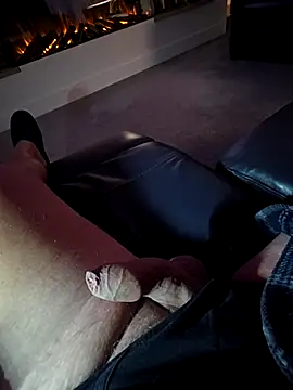 Oorse1966 online show from November 8, 2025, 10:19 pm