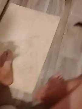 hugenicecock7979 online show from September 18, 2025, 6:54 pm