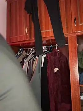 AlexBrasua online show from September 9, 2025, 9:36 pm