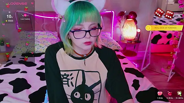 CoralineYoung online show from April 24, 2026, 5:21 am