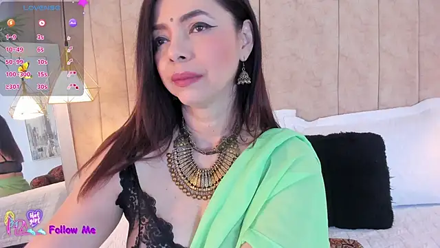 Snapshot of Anantaa_ chatting on May 22, 2026, 12:11 pm Anantaa online show from May 22, 2026, 12:11 pm