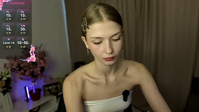 holylisssa online show from November 5, 2025, 10:26 am