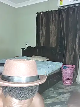 Lincolnfadaxx online show from October 5, 2025, 12:31 am