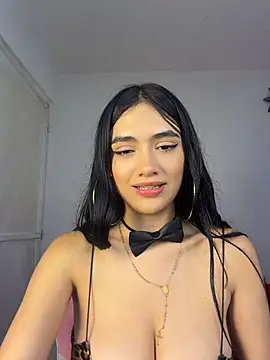 mandy222  online show from June 26, 2026, 5:45 am
