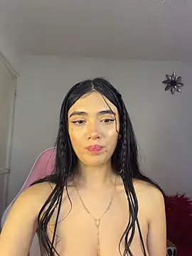 mandy222  online show from June 27, 2026, 3:11 am