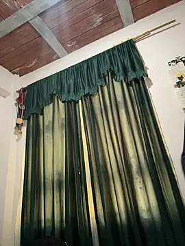 dreyk20 online show from April 8, 2026, 5:13 pm