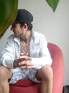 Tattoboy19cm online show from October 4, 2025, 3:21 pm