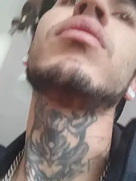 Tattoboy19cm online show from October 14, 2025, 3:02 pm