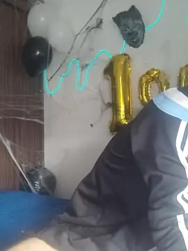 Tattoboy19cm online show from October 25, 2025, 3:07 pm