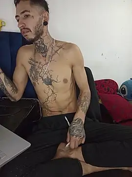 Snapshot of Tattoboy19cm chatting on July 10, 2026, 4:42 pm Tattoboy19cm online show from July 10, 2026, 4:42 pm