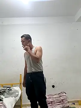 Snapshot of Naymik911 chatting on October 18, 2025, 2:25 am Naymik911 online show from October 18, 2025, 2:25 am