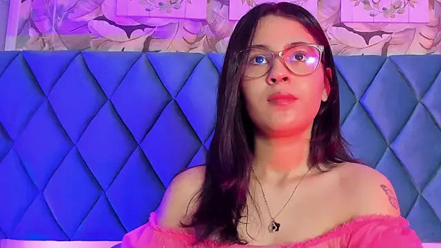 MaiaaCandy online show from December 16, 2025, 9:31 pm