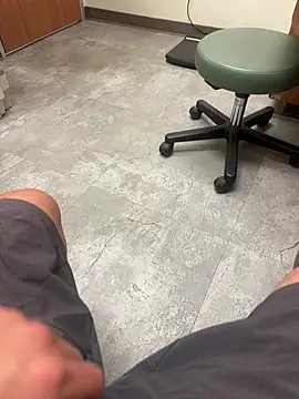 silverbay-456 online show from February 4, 2026, 10:58 pm