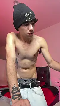 santiago cutex online show from November 14, 2025, 3:49 am