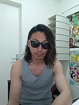 specialz0831 online show from May 22, 2026, 12:22 pm