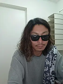 specialz0831 online show from May 24, 2026, 1:16 pm