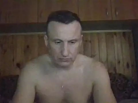 Maksymilian1 online show from February 4, 2026, 5:19 pm