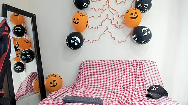 Snapshot of axel_rousse2 chatting on October 24, 2025, 10:17 pm axel rousse2 online show from October 24, 2025, 10:17 pm