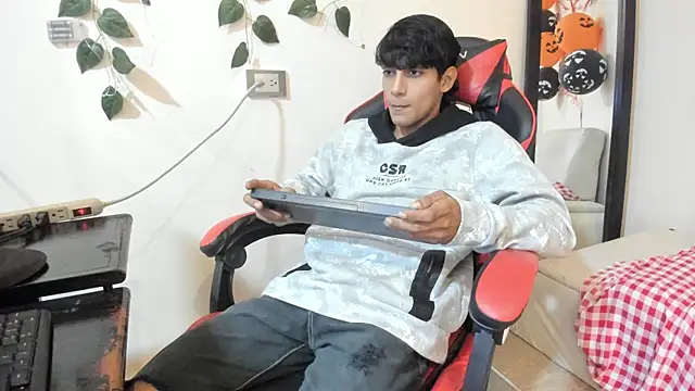 Snapshot of axel_rousse2 chatting on November 3, 2025, 11:59 pm axel rousse2 online show from November 3, 2025, 11:59 pm