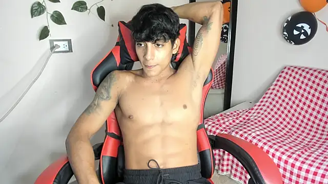 Snapshot of axel_rousse2 chatting on November 7, 2025, 10:21 pm axel rousse2 online show from November 7, 2025, 10:21 pm