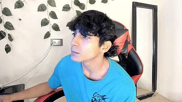 Snapshot of axel_rousse2 chatting on November 23, 2025, 10:09 pm axel rousse2 online show from November 23, 2025, 10:09 pm