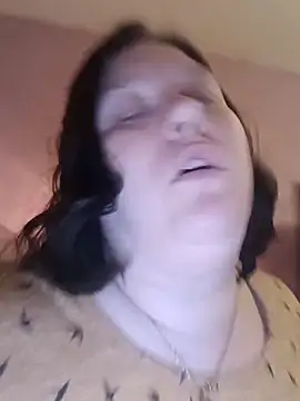 Snapshot of Feuchtekitty92@xh chatting on November 3, 2025, 7:15 pm Feuchtekitty92xh online show from November 3, 2025, 7:15 pm