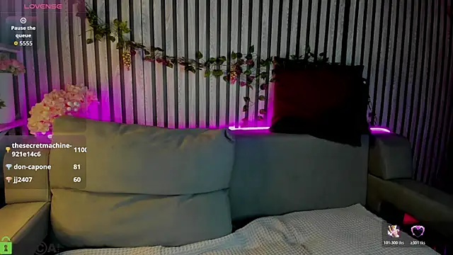 Snapshot of Casey_Sweeet chatting on February 19, 2026, 9:22 pm Casey Sweeet online show from February 19, 2026, 9:22 pm