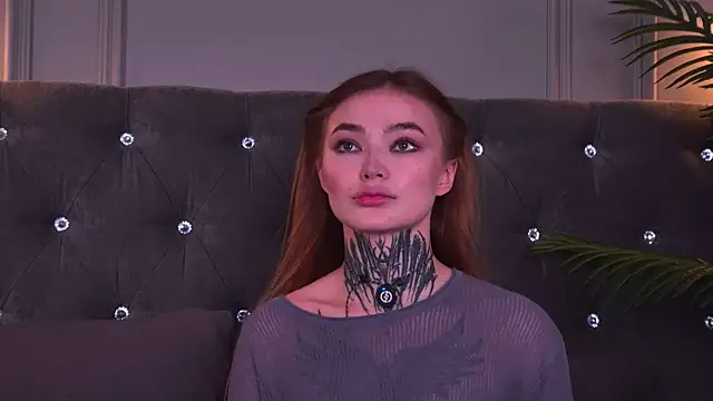 Snapshot of AriWild chatting on July 2, 2026, 5:24 am AriWild online show from July 2, 2026, 5:24 am