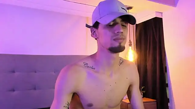 Snapshot of Chris_Angel_ chatting on March 31, 2026, 3:52 am Chris Angel online show from March 31, 2026, 3:52 am