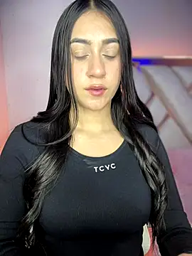 Snapshot of isabela_l chatting on September 28, 2025, 2:50 am isabela l online show from September 28, 2025, 2:50 am