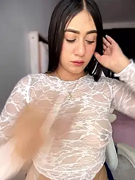 Snapshot of isabela_l chatting on January 18, 2026, 6:55 pm isabela l online show from January 18, 2026, 6:55 pm