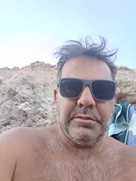 Nesch82 online show from July 15, 2026, 4:23 pm
