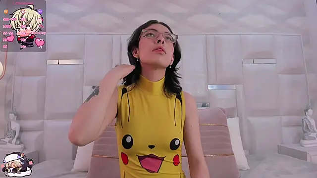 Im Molly Angel online show from October 2, 2025, 8:16 pm